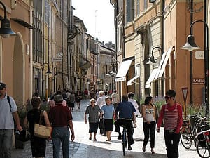 A Ravenna non ci si saluta